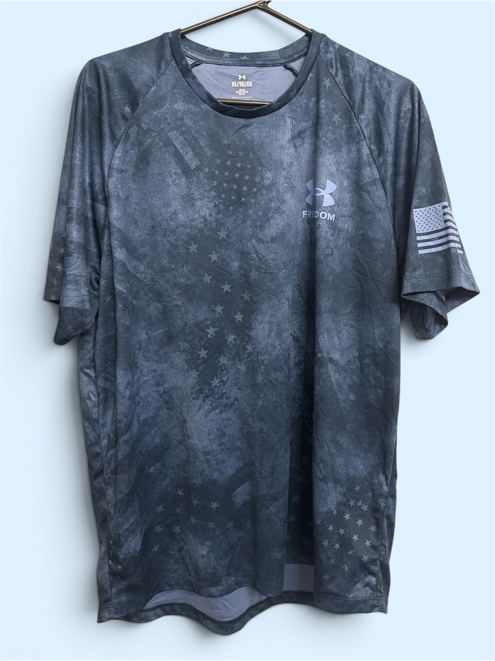 Under Armour Navy Blue Camouflage Shirt